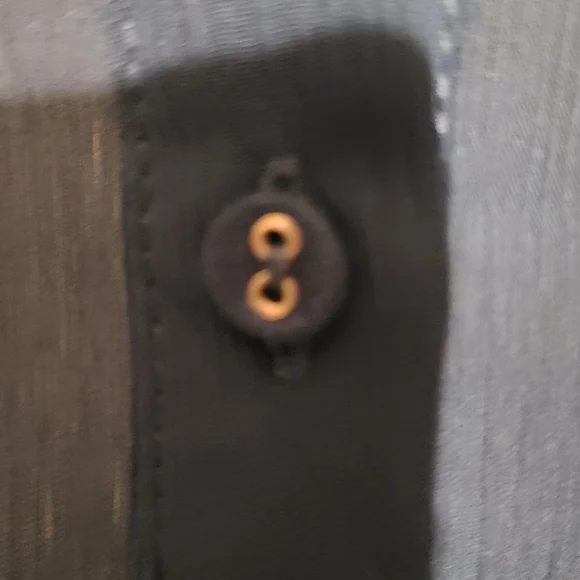 She & Sky Ruffled Shirt - Picture 4 of 8